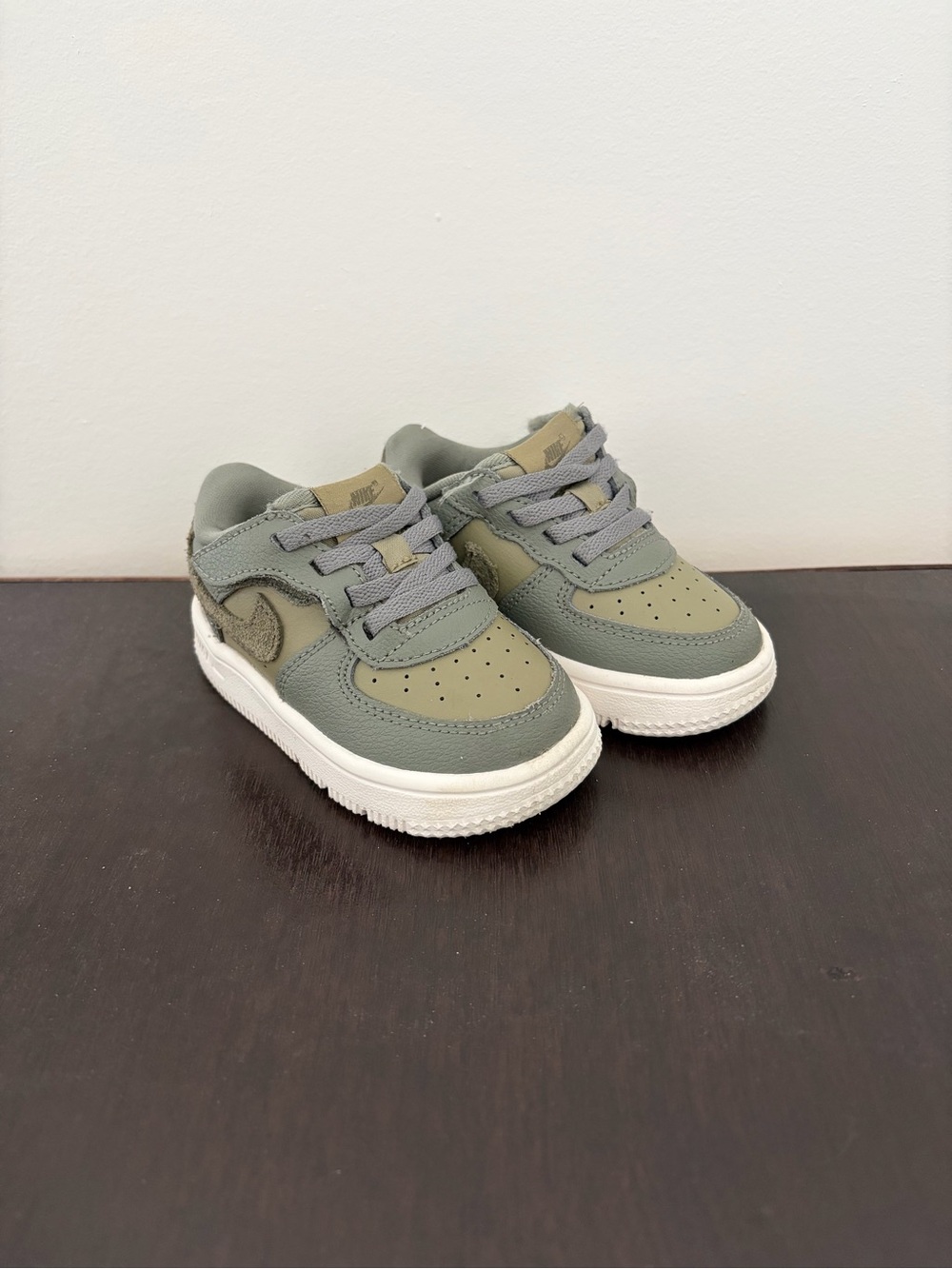 Toddler Olive Green Low-Top Sneakers - Nike